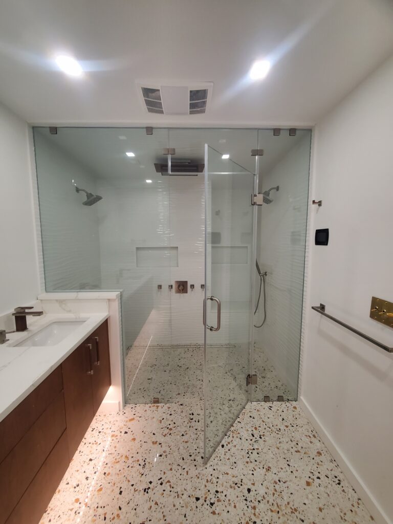 Read more about the article Shower Door of the Day!